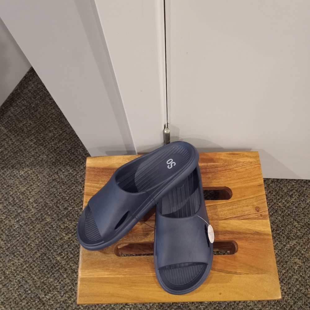 8, SO, Sandals
